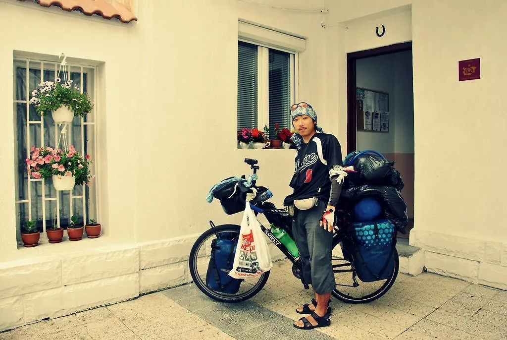 10 Coins Hostel & Tours Sofia