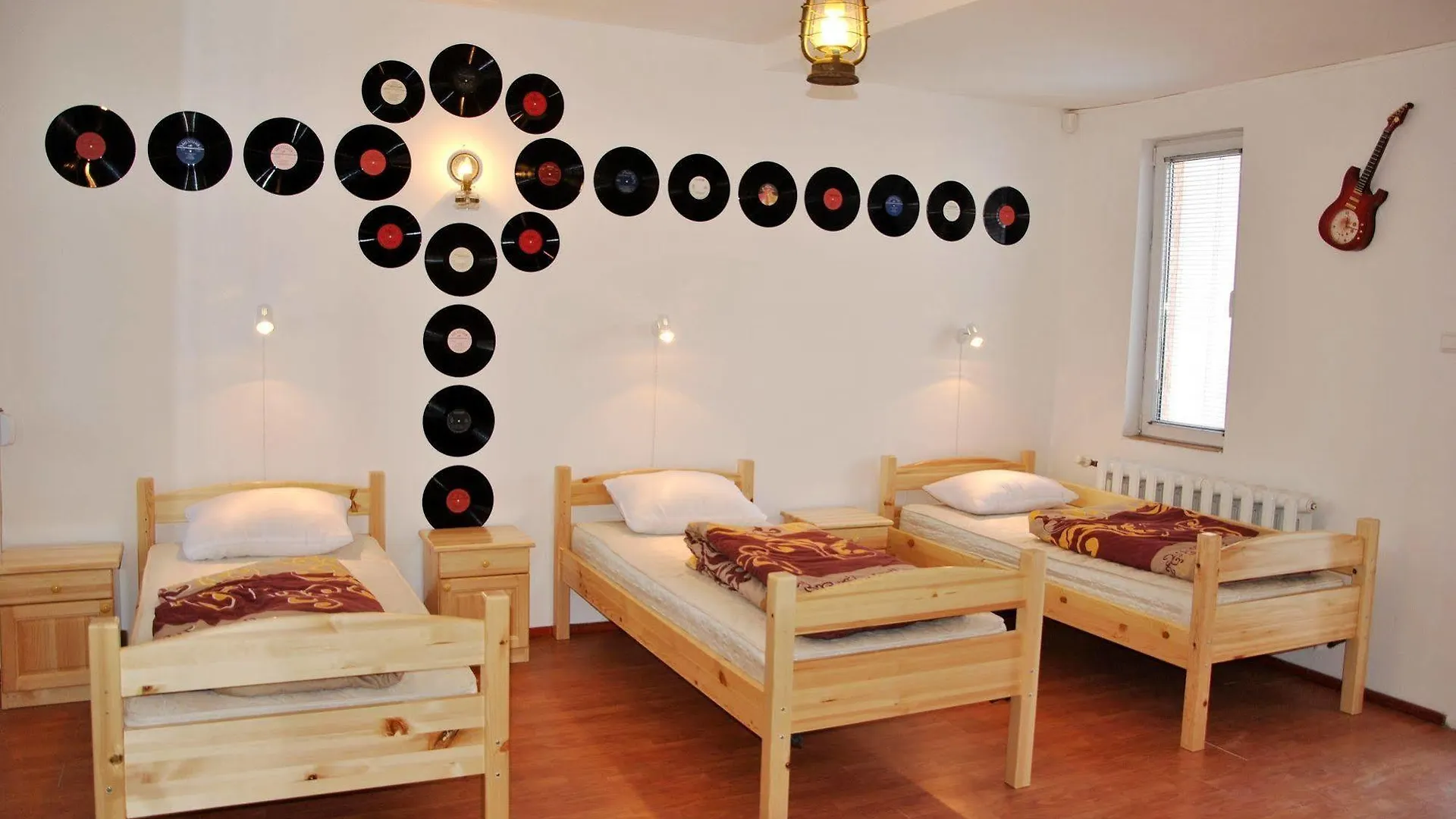 10 Coins Hostel & Tours София 0*,  Болгария