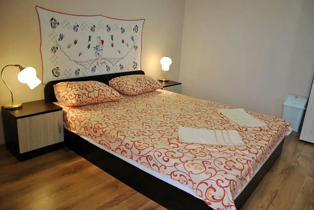 10 Coins Hostel & Tours صوفيا